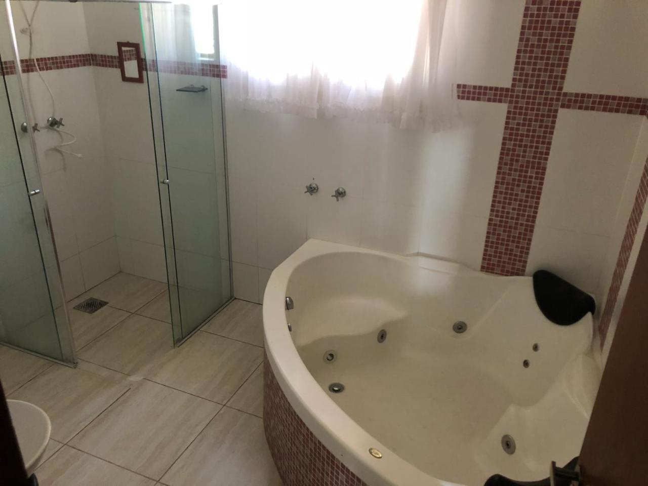 Hospedagem Oliveira Vaz Lobo Apartment มูโกกา ภายนอก รูปภาพ