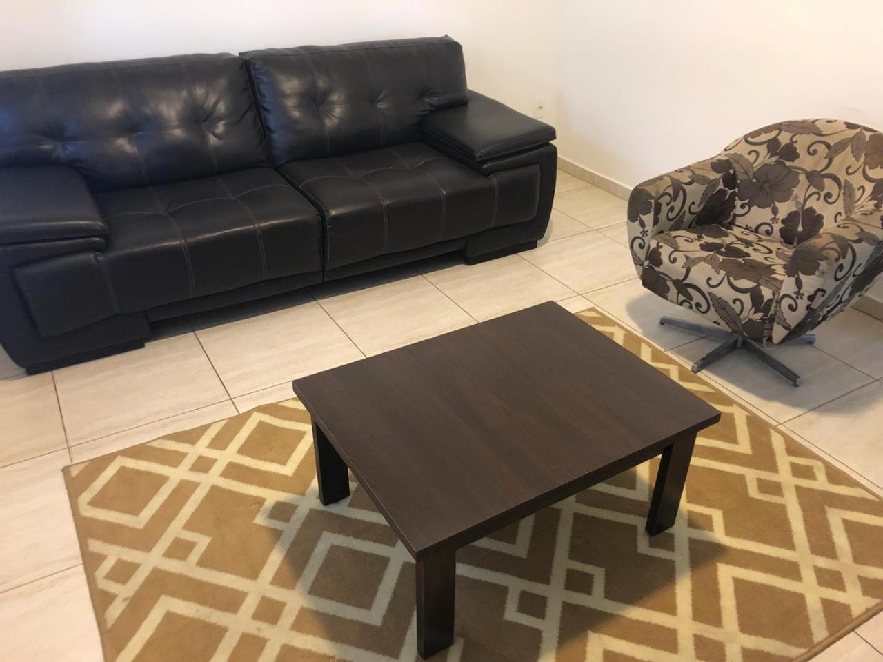 Hospedagem Oliveira Vaz Lobo Apartment มูโกกา ภายนอก รูปภาพ