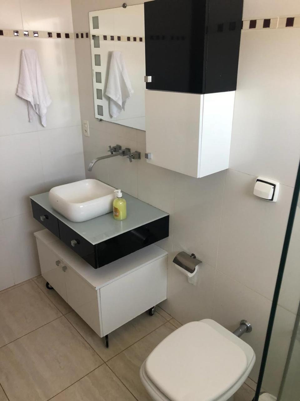 Hospedagem Oliveira Vaz Lobo Apartment มูโกกา ภายนอก รูปภาพ